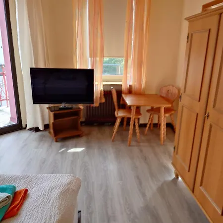 Haus בית הארחה 3*