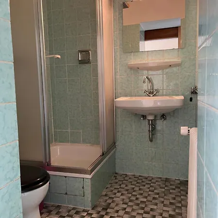 Haus בית הארחה 3*